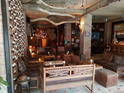 El Mosquito Art Bar – Tapas & Cocktails in the Heart of Las Terrenas